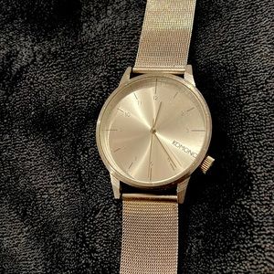 I’ve got a stainless steel KOMONO SILVER MILANESE BAND WATCH FOR SALE